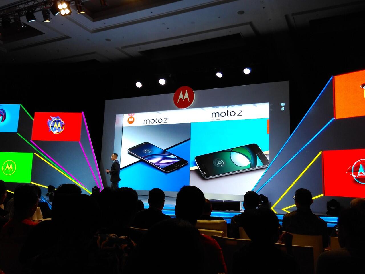 Peluncuran Duo Unik Dari Motorola, Moto Z dan Moto Z Play!