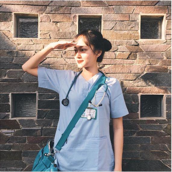 Dokter muda ini cantiknya bikin cowok 'pengen disuntik' berkali-kali