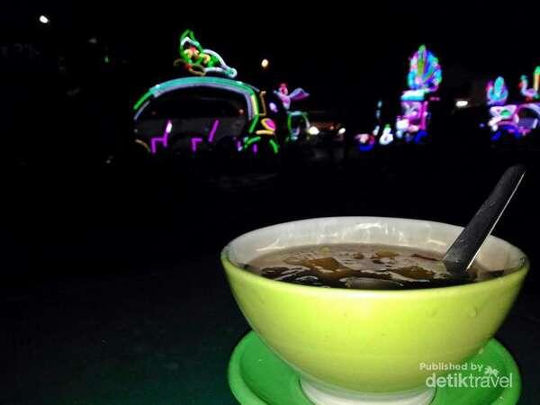 Gemerlap Cahaya Alun-alun Kidul Yogya