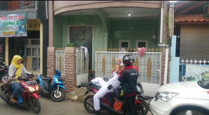 Geledah Rumah Firza Husein, Polisi Ambil Seprai Dan Bantal