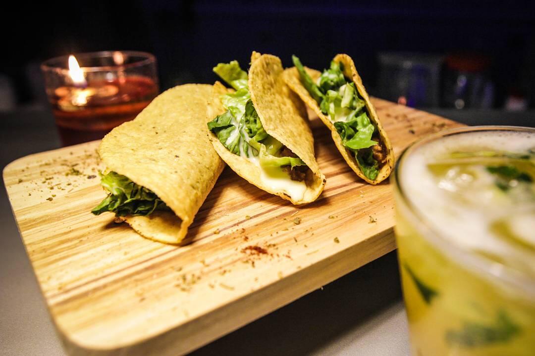  Unik Banget! Cuman Makan di Sini Kamu Bisa &quot;Terbangkan&quot; Lidahmu