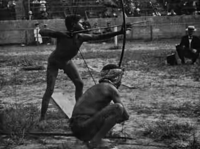 Pernah Ada 'Kebun Binatang' yang Isinya Manusia 11 Foto Ini Jadi Bukti Nya