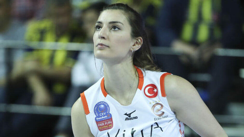 10 Atlet Volly Tercantik di Dunia, Seger Seger gan!