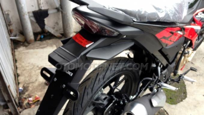 Jawaban Sepatbor Belakang Motor Susah Dicat