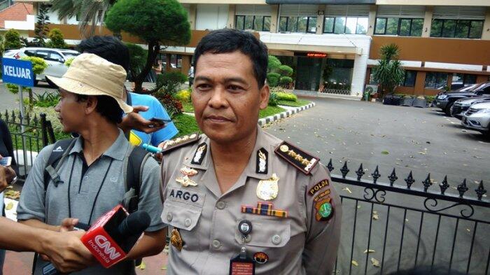 Polisi Cocokkan Tubuh Firza Husein Dengan Sosok yang Ada di Video 'Chat'