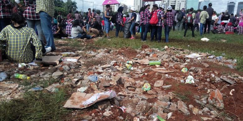 Usai Konser "Gue 2" Sampah Berserakan di Ex-Driving Range Golf Senayan