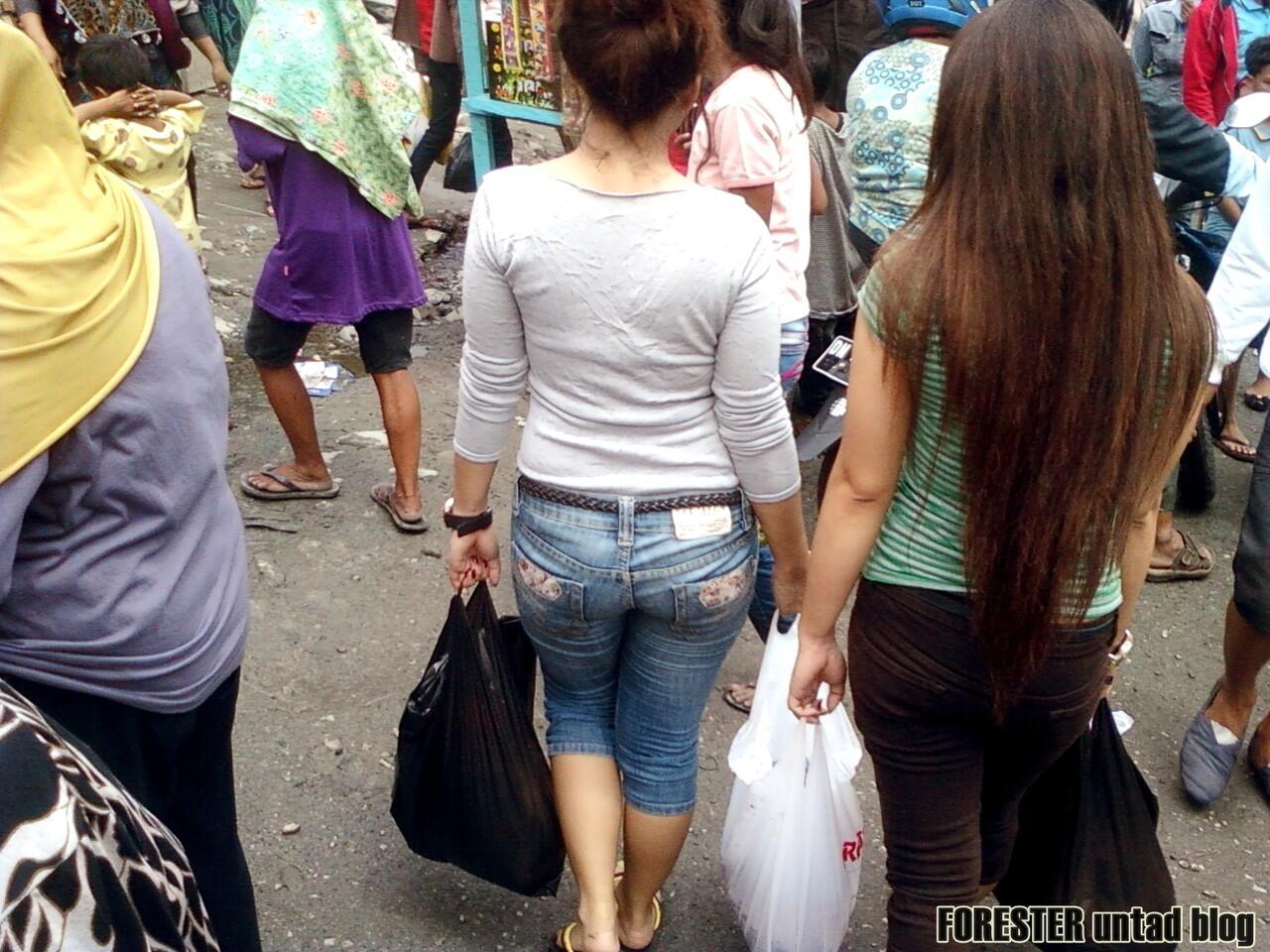 Akhirnya ketemu juga FOTO KAK EMA ..