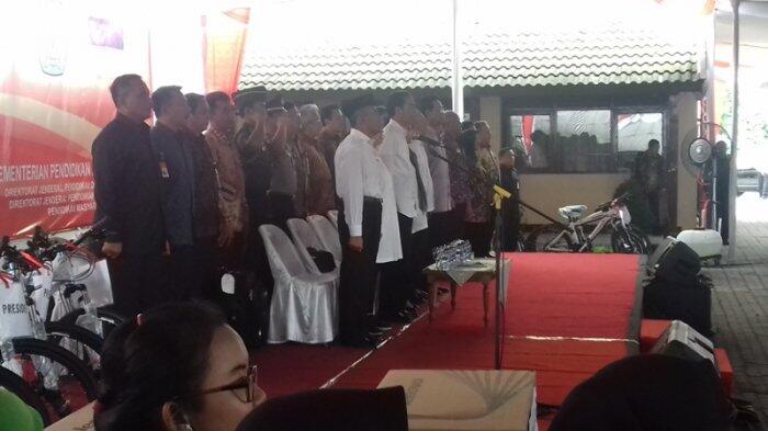 Ke Yogyakarta, Presiden Buka Turnamen Sepakbola Piala Presiden 2017