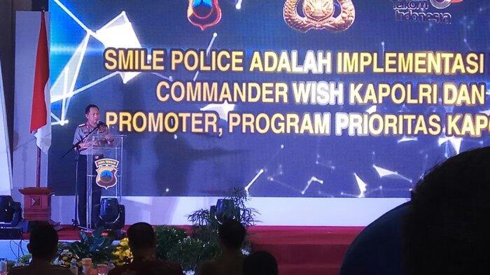 Kapolri Resmikan Layanan Aplikasi Smile Police Polda Jawa Tengah