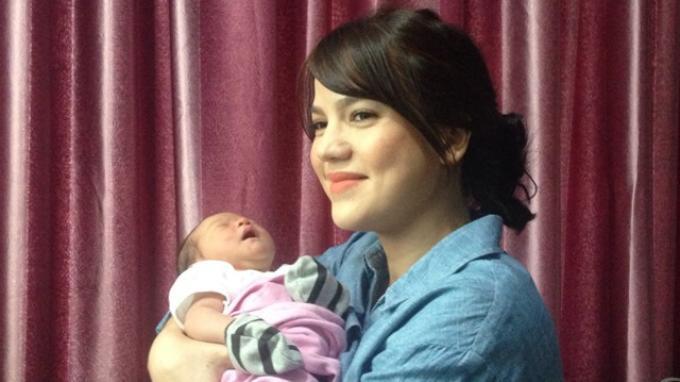 Alice Norin Rajin Begadang Demi Buah Hati