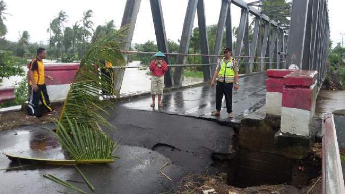 Polisi Sebut Kabar Jembatan Ambruk di Jeneponto yang Ramai di Medsos Adalah Hoax