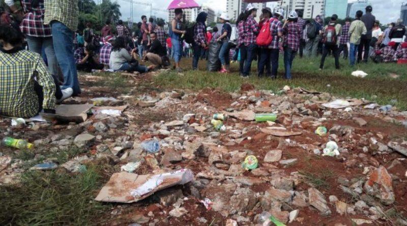 Aduh... #KonserGue2 Ahok-Djarot Sisakan 100 Ton Sampah