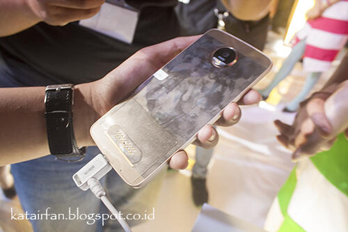 &#91;Field Report&#93; Launching Moto Z &amp; Moto Z Play - Smartphone Modular dari Masa Depan.