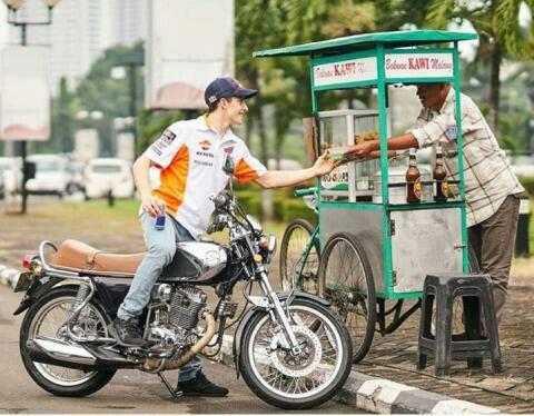 Foto Marquez Jajan Bakso malang bikin Rame Netizen