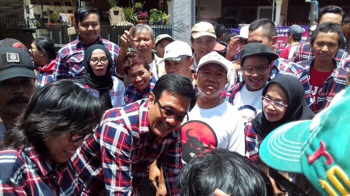 Hadiri Pengobatan Gratis, Djarot dan Pendukungnya Yel-yel 'Konser Gue 2'