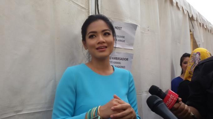 Titi Kamal Andalkan Parfum Jaga Kelanggengan Rumah Tangga