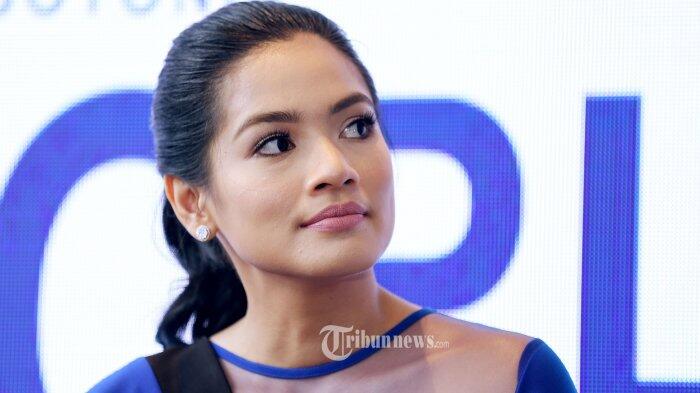 Titi Kamal Sengaja Gunakan Aroma Bunga Biar Tetap Disayang Suami