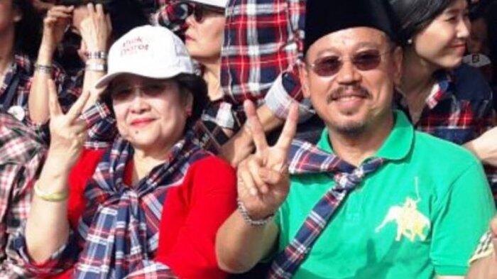 Saat Djan Faridz Duduk Bersebelahan dengan Megawati untuk Dukung Ahok-Djarot