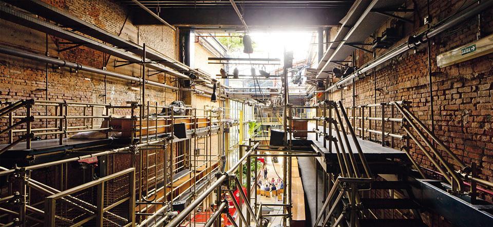9 Gedung Pertunjukan Unik di Dunia