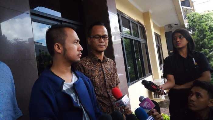 Rekonstruksi Batal karena Nikita Mirzani Sibuk Jalani Sesi Pemotretan di Bali