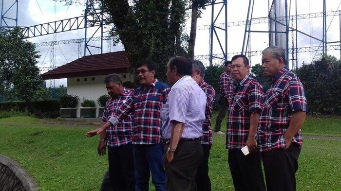 Djarot Sambangi Jakarta Golf Club di Rawamangun