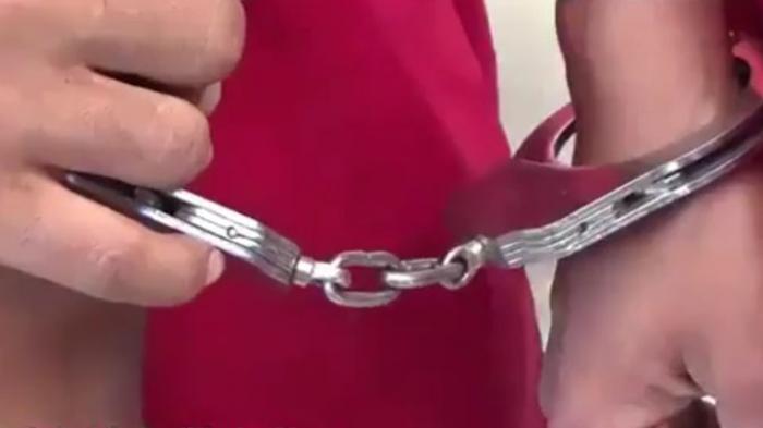 Anggi dan Kekasihnya Menjambret Biar Bisa Rayakan Hari Kasih Sayang