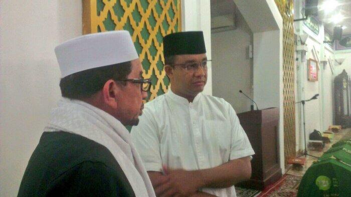 Anies Baswedan Melayat Almarhum Mantan Sekjen PKS