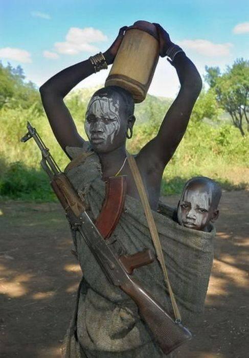 19 keanehan di Afrika yag bikin ngakak