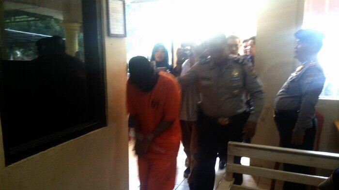 Hendro Curi Monitor Komputer di Warnet, Uangnya untuk Beli Rokok