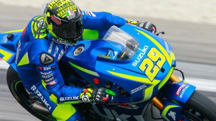 Andrea Iannone Takjub dengan Torsi Mesin Suzuki GSX-RR
