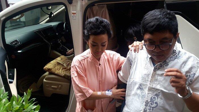 Julia Perez Pantau Kasus Asistennya dan Nikita Mirzani dari Rumah Sakit