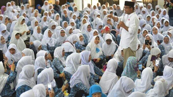 Buzzer Ahok Rekayasa Foto OK OCE Jadi Meme Berbau Mesum dan Jorok