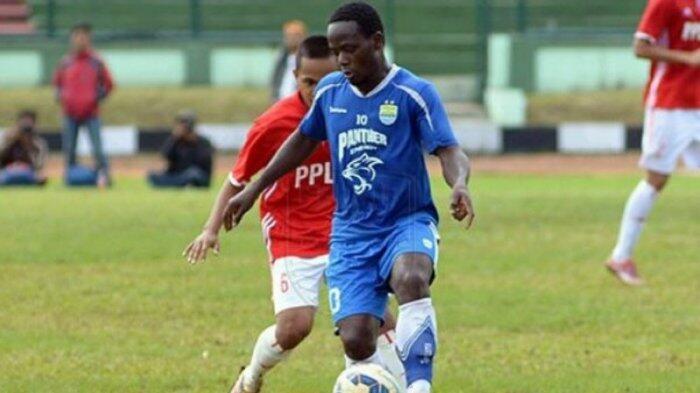 Pelatih Persib Bandung Tak Puas dengan Performa Erick Weeks