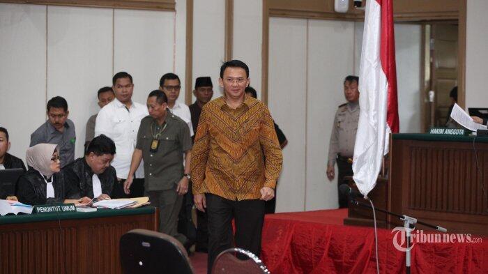 Kuasa Hukum Ahok: Habib Rizieq Tak Boleh Hadiri Sidang Ahok Tanpa Panggilan JPU