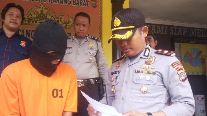 Stasiun Kereta Api Jadi Akhir Pelarian Buronan Ini  