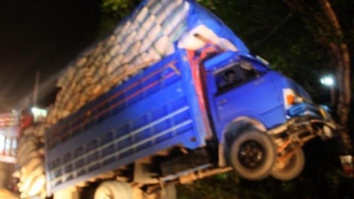 Jasa Marga Tertibkan Kendaraan Kelebihan Muatan