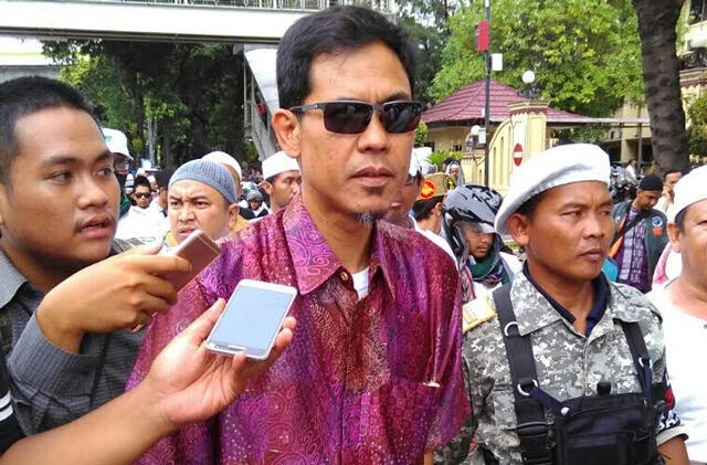 Fitnah Pecalang Bali, Munarman Resmi Jadi Tersangka