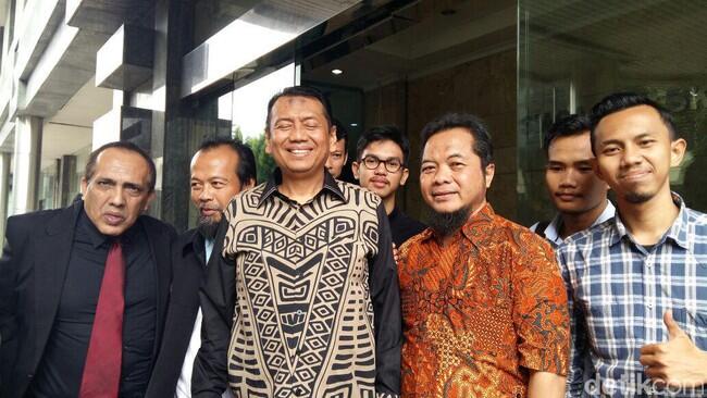 Tak Hadir, Bachtiar Nasir Utus Pengacara Tanyakan Kasus TPPU