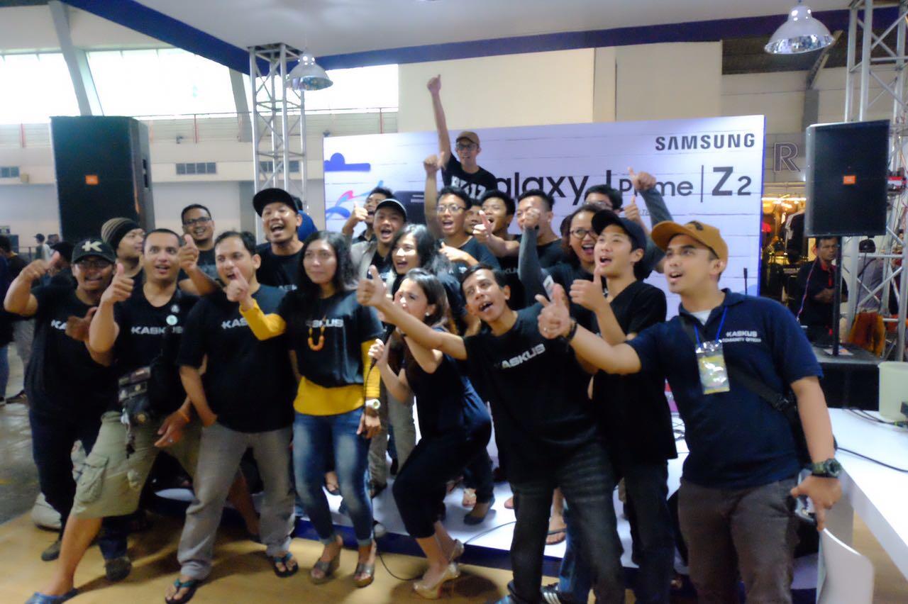 &#91;FIELD REPORT&#93; LIHAT KEMERIAHAN JAKCLOTH SURABAYA BERSAMA SAMSUNG YUK GAN. 