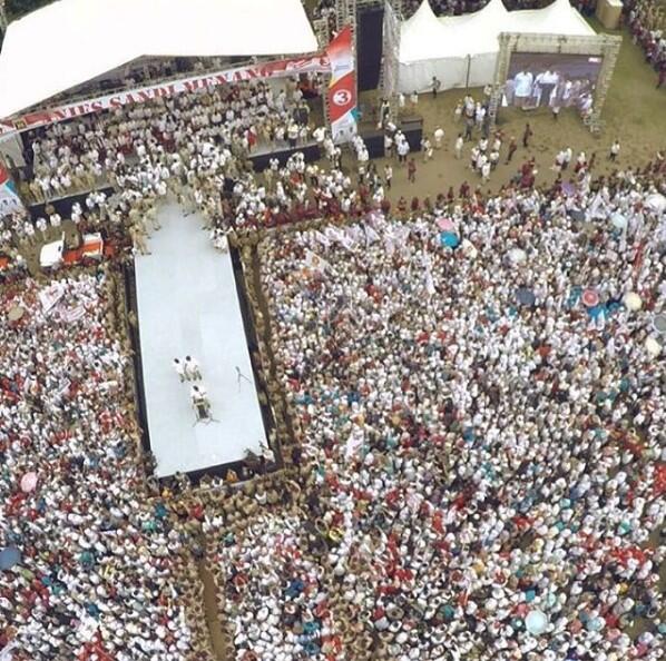 42
15 Foto tunjukkan beda kampanye akbar kandidat Pilkada DKI 2017