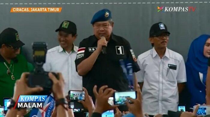 SBY Dampingi AHY Bertemu Relawan RTRW di Sentul, Minta Doa Restu