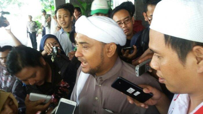 Meski Polisi Ancam Bubarkan, FPI Tetap Unjuk Rasa pada 11 Februari