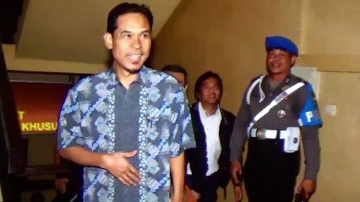Jadi Tersangka, Munarman Ajukan Pra-peradilan