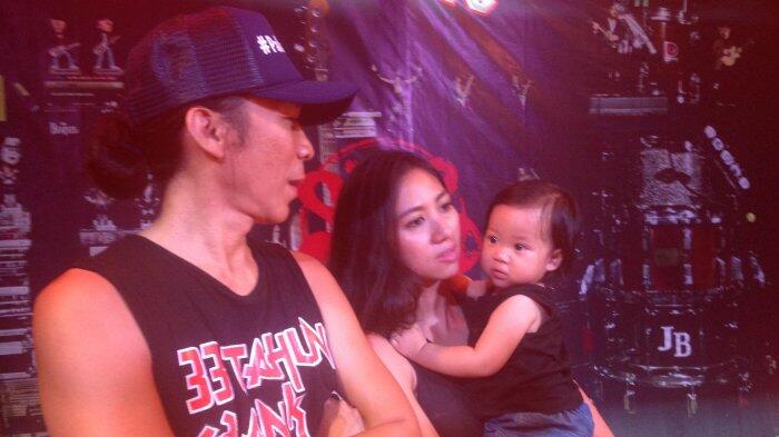 Tidak Hanya Musik, Bimbim Slank Arahkan Anak-anaknya Belajar Agama