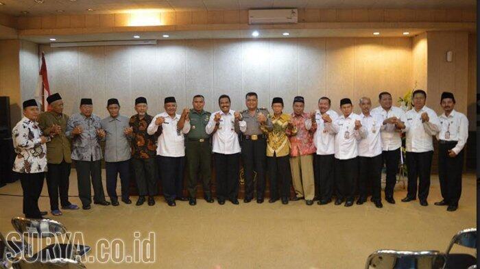 Pemkab Gresik Terbitkan Surat Edaran Salat Subuh Berjamaah