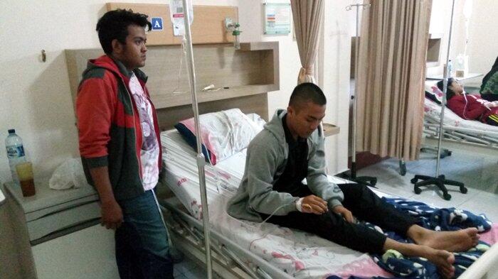 Puluhan Siswa SMKN Keracunan Usai Santap Malam