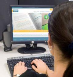 Seorang Wanita asal Jerman Tega Menjual Anak Perempuannya Sendiri di Dunia Maya