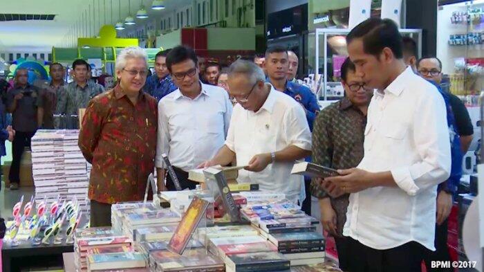 Presiden Jokowi: Semua Bertanya ke Presiden dan Kapolri, Saya Tanya Siapa?