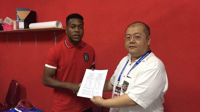 Bali United Teken Kontrak Pemain Asing Ndumba Makeche