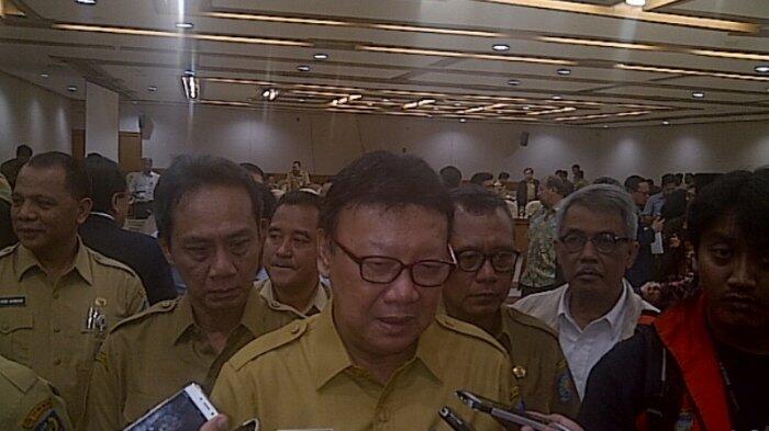 Ahok Tidak Dipecat Karena Ada Pasal Alternatif